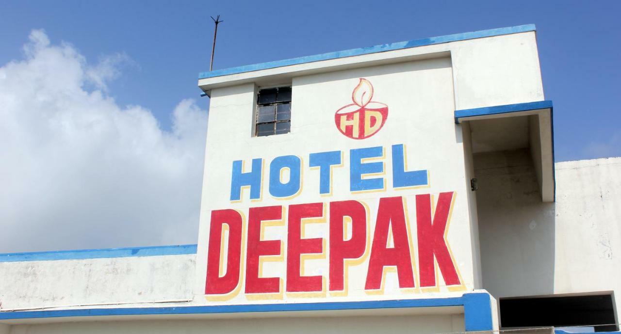 Hotel Deepak Bakkhali Exteriör bild